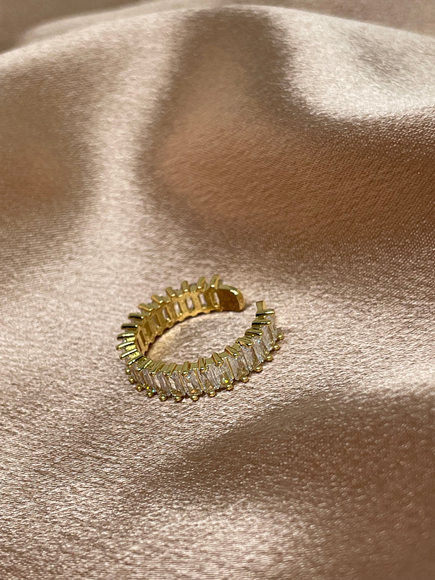 Amelia Ring