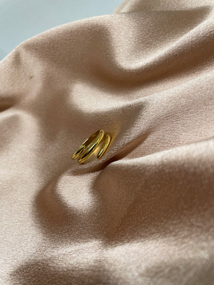 Lune Ring